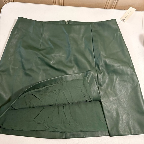 Anthropologie Maeve Womens Faux Leather A-Line  mini skirt size 12 green - Picture 9 of 14